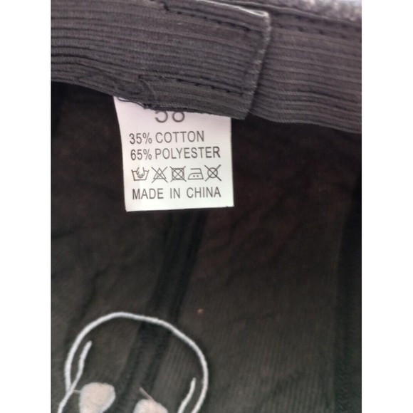 Newsboy Gray Fleece Cap with Embroidered Skull & Crossbones - Picture 5 of 5